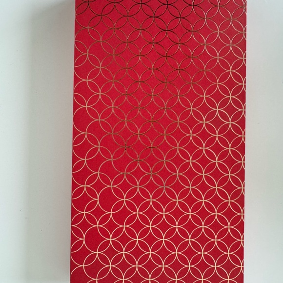 Louis Vuitton Red Pocket Packaging 2024 year of dragon - Picture 1 of 3